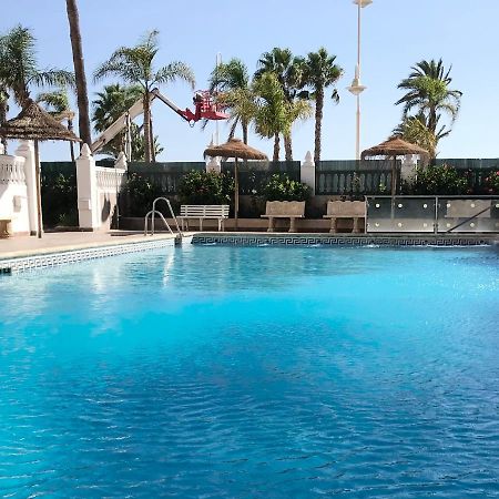 Apartamento 2 Dormitorios En Primera Linea De Playa San Cristobal Almuñécar Kültér fotó