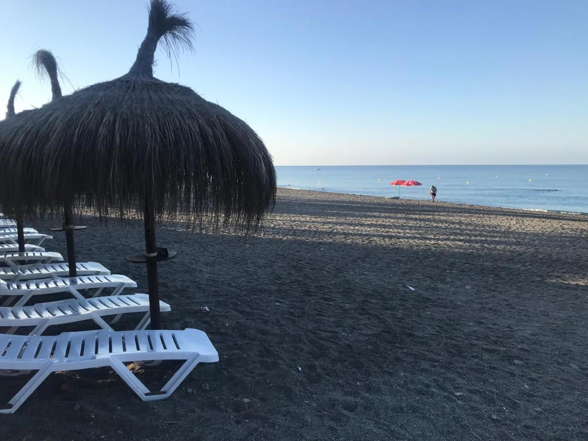 Apartamento 2 Dormitorios En Primera Linea De Playa San Cristobal Almuñécar Kültér fotó